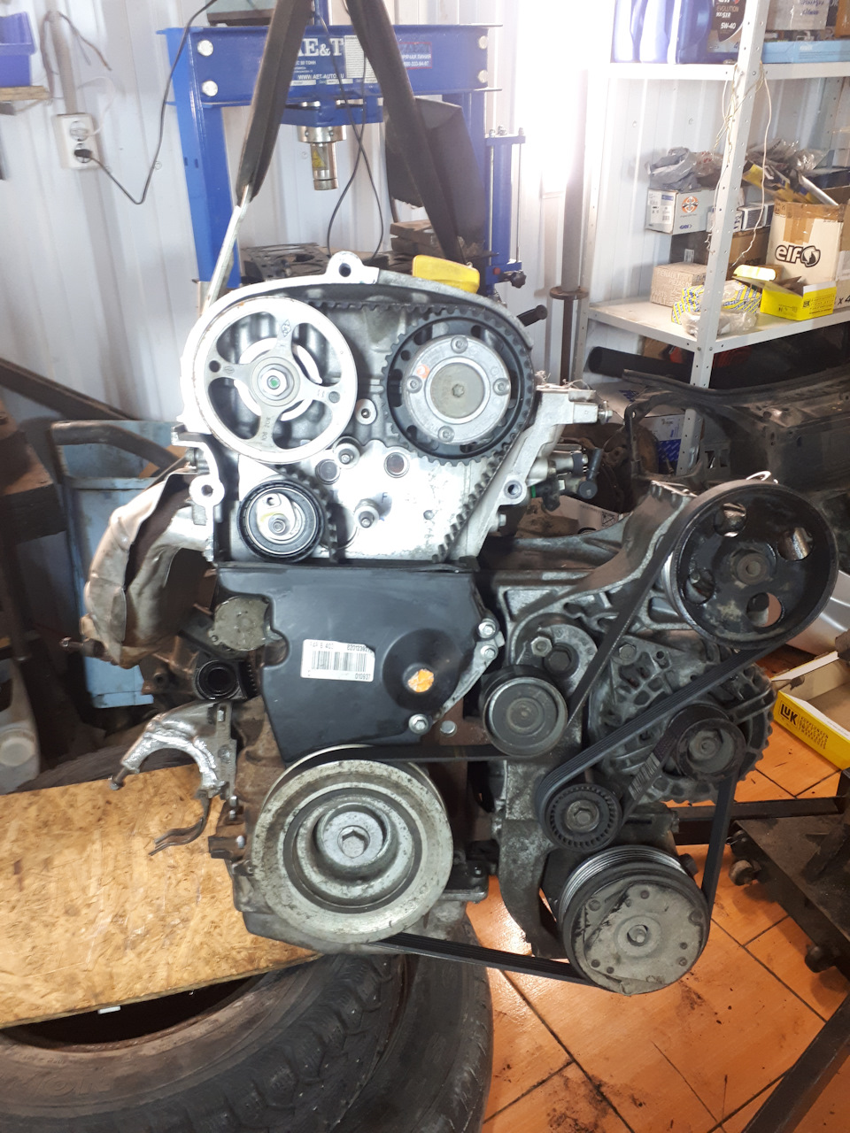 Замена двигателя F4R820 (бензин) Renault Trafik на двигатель от Дастера ...