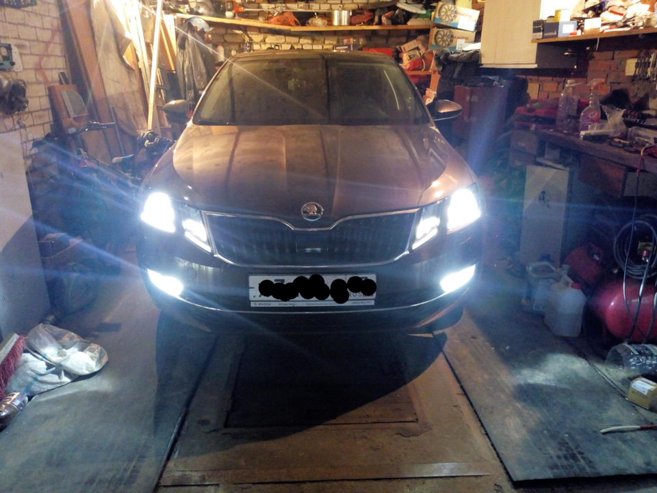 Лед в туманки и плюшки от наших друзей из Поднебесной. — Skoda Octavia ...