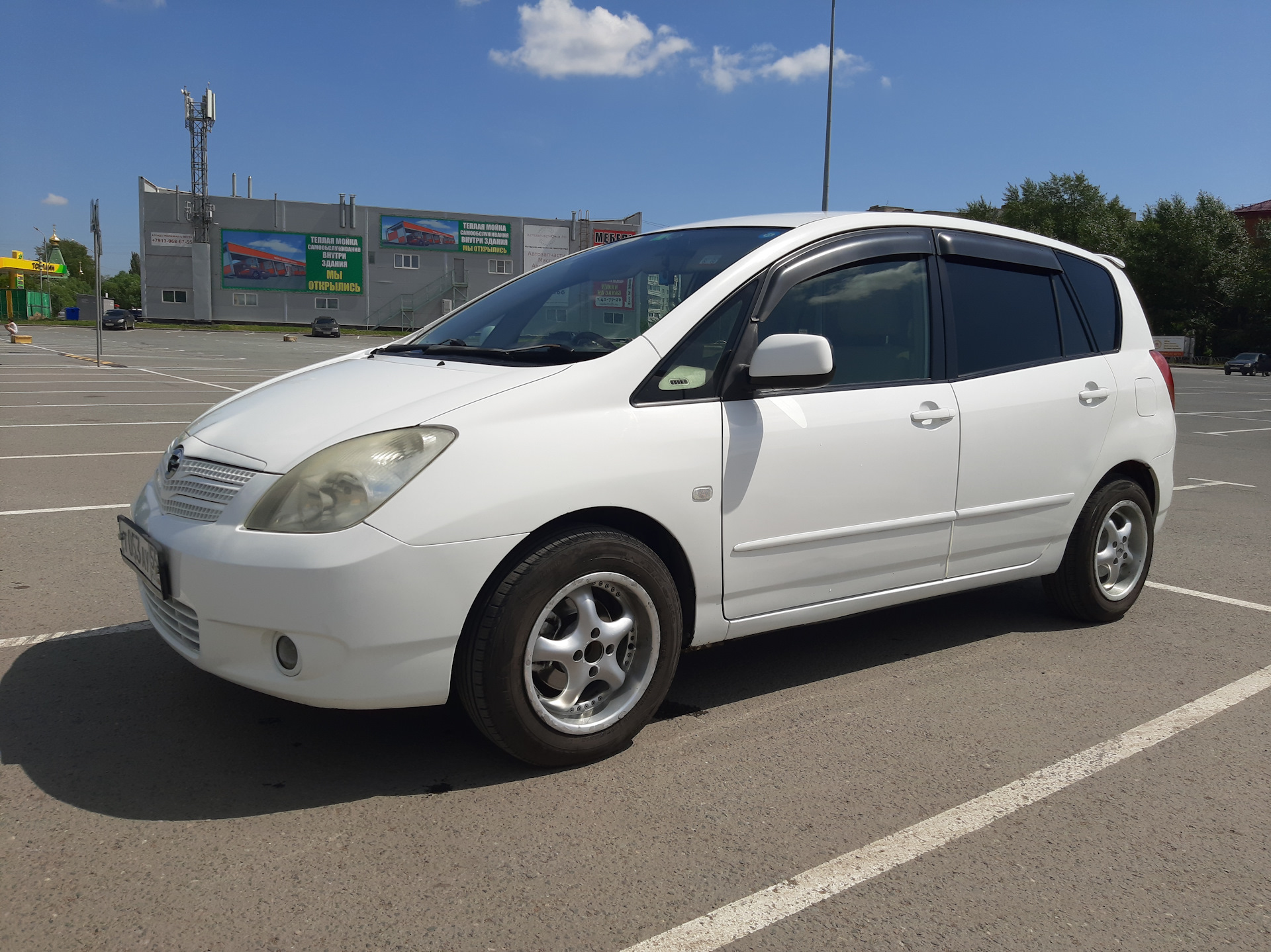 Toyota Corolla Spacio. Тойота Спасио 2002 год. Тойота Спасио белая. Тойота Спасио 2006.