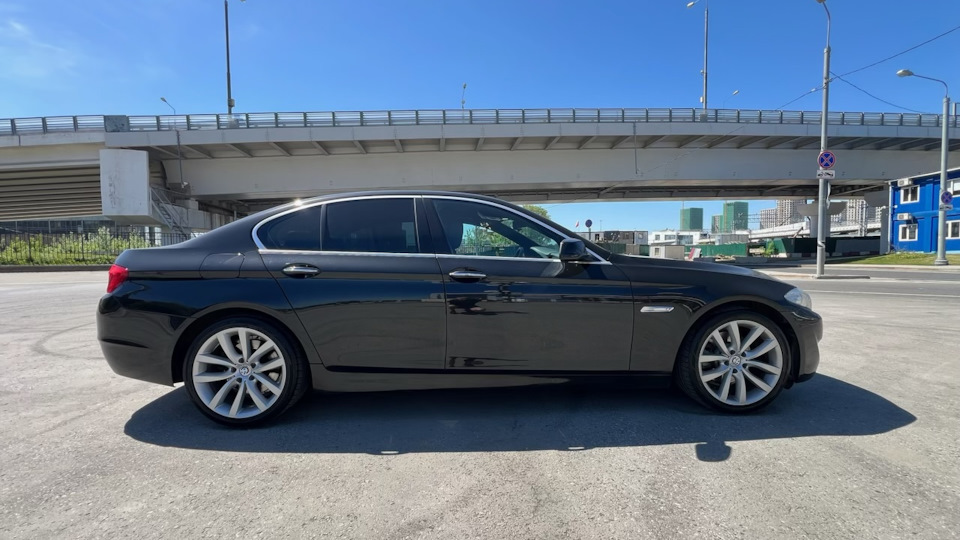 ?????????? ???? ?????????? ???? 6000 ??? BMW 5 series (F10), 3 ??, 2010 ???????? | ???????????????? ...