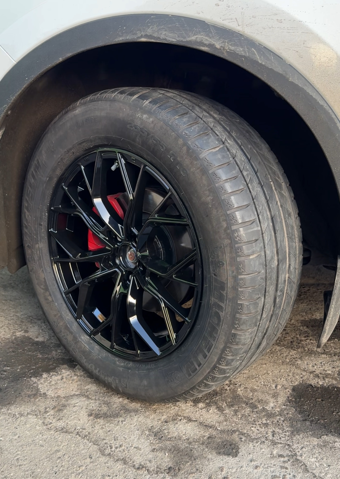 Колеса на chery tiggo 8 pro. Chery tiggo 7 pro диски. Размер резины чери 7 про макс. Диски r18 chery tiggo 7 pro. Чери тигго 7 про резина.