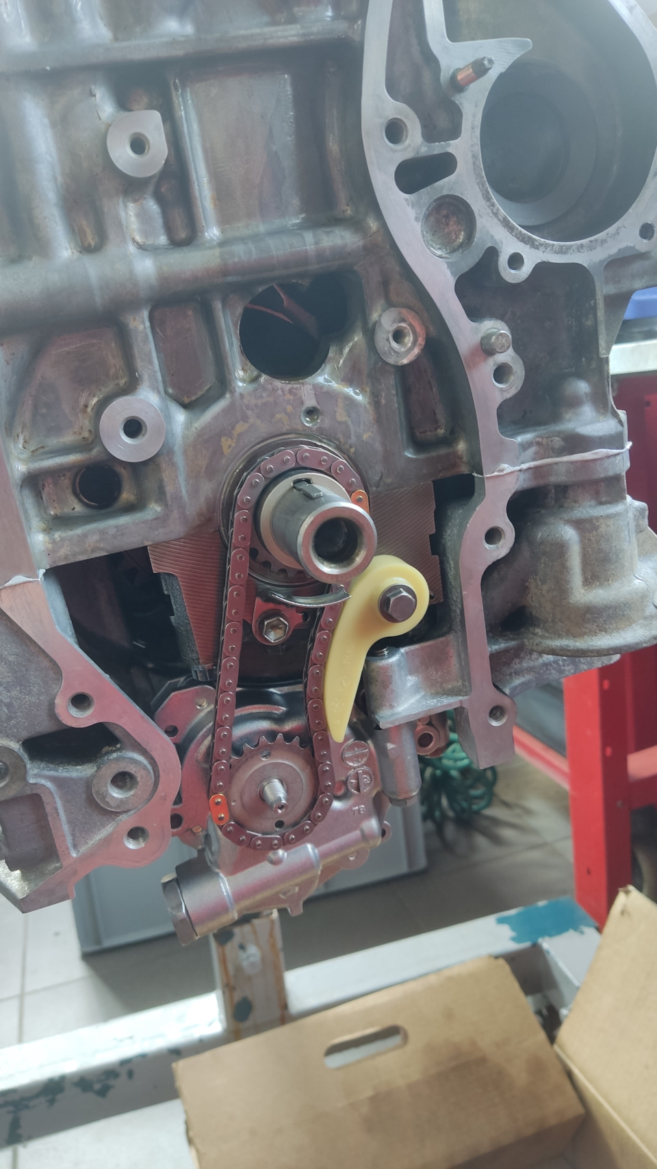 Бейся новое сердце — Toyota Estima (II), 2,4 л, 2000 года | своими