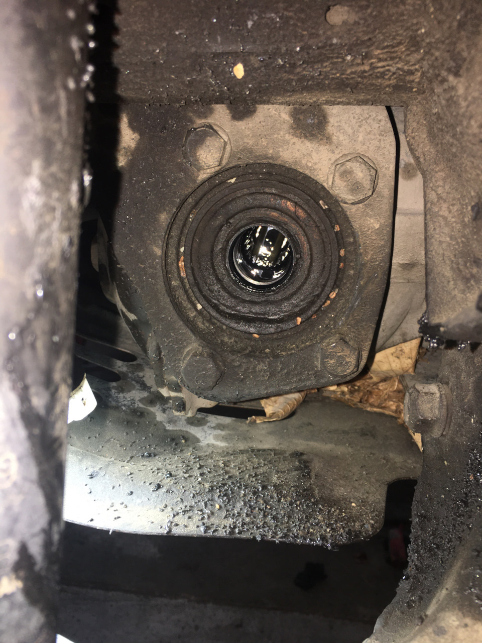 Вертикальный люфт приводов и постоянно рвущийся пыльник .Решение ...