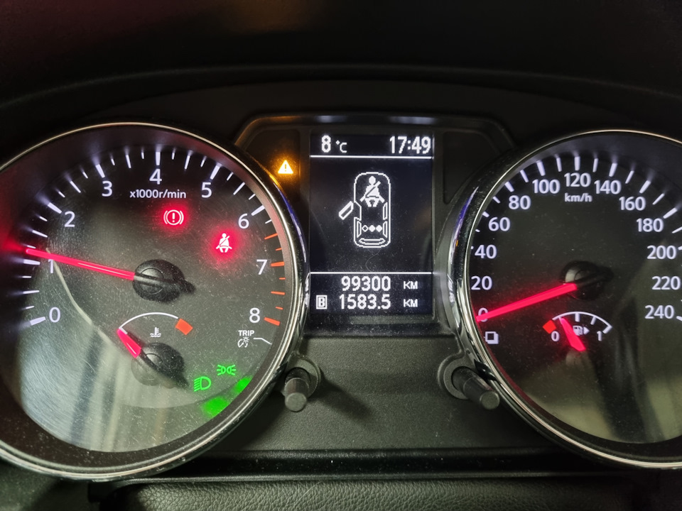 Фото в бортжурнале Nissan Qashqai+2