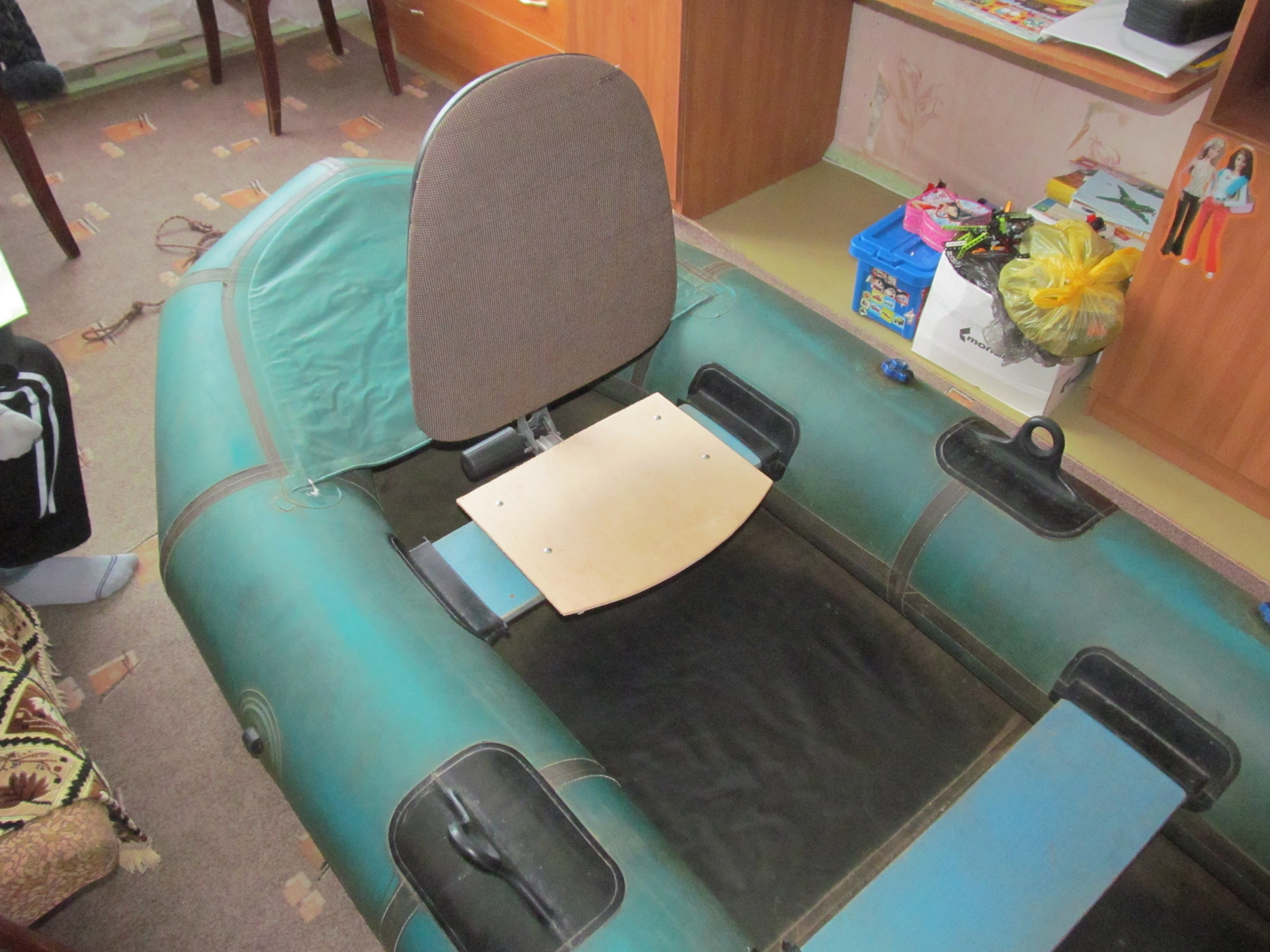 поворотное кресло для лодки пвх своими руками чертежи размеры