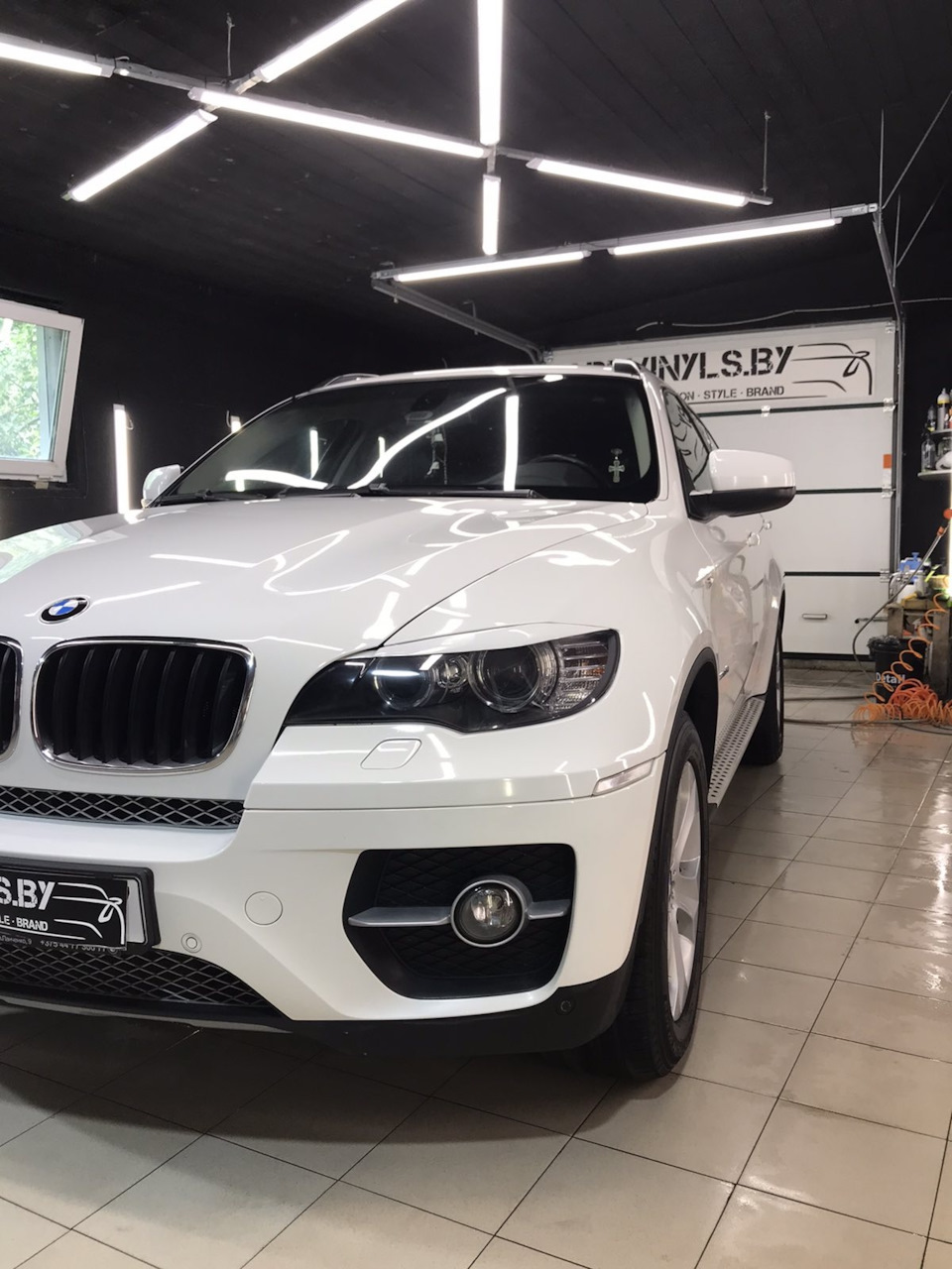 Лёгкая полировка и твердый воск Soft — BMW X6 (E71/E72), 3 л, 2010 года |  стайлинг | DRIVE2