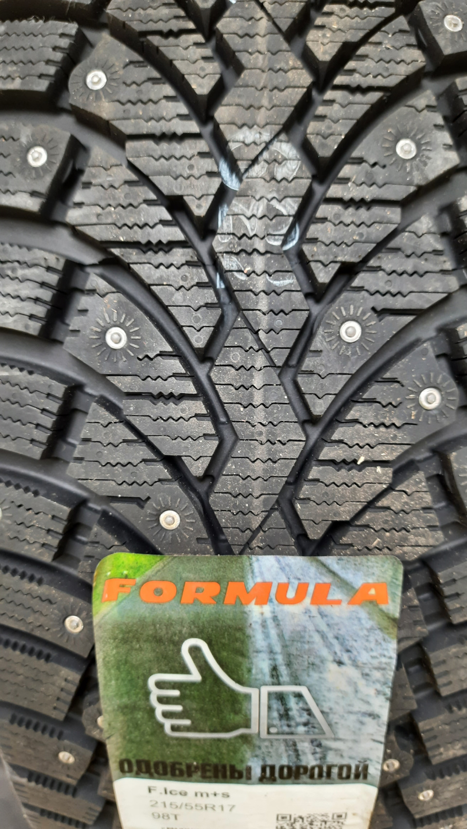 Автошина 215/55 R17 98T Pirelli Formula Ice шипы — Переобулся — Nissan ...