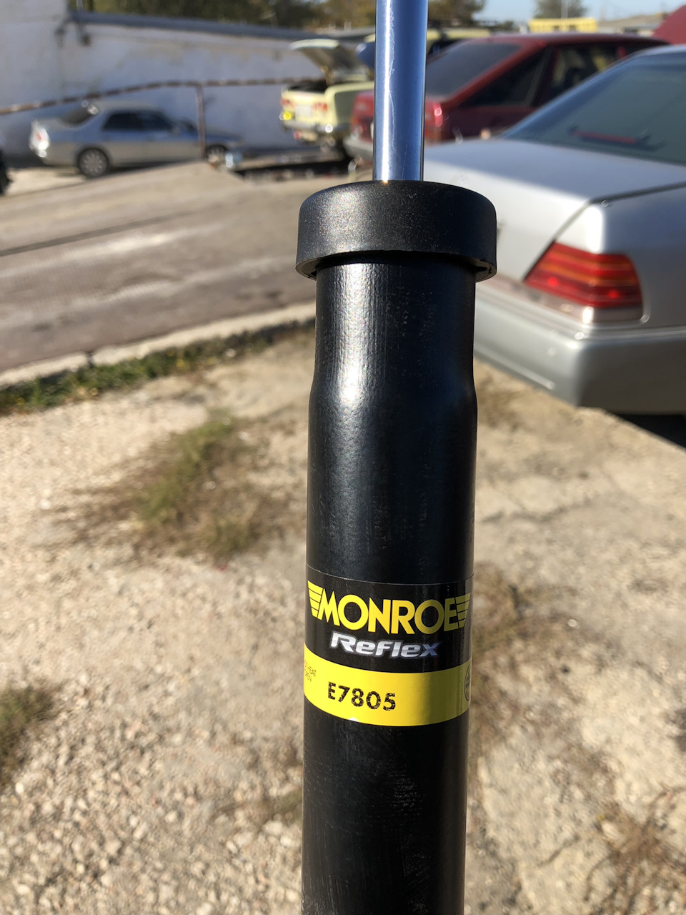 Фото в бортжурнале Audi A6 (C6). Запчасти на фото: E7805