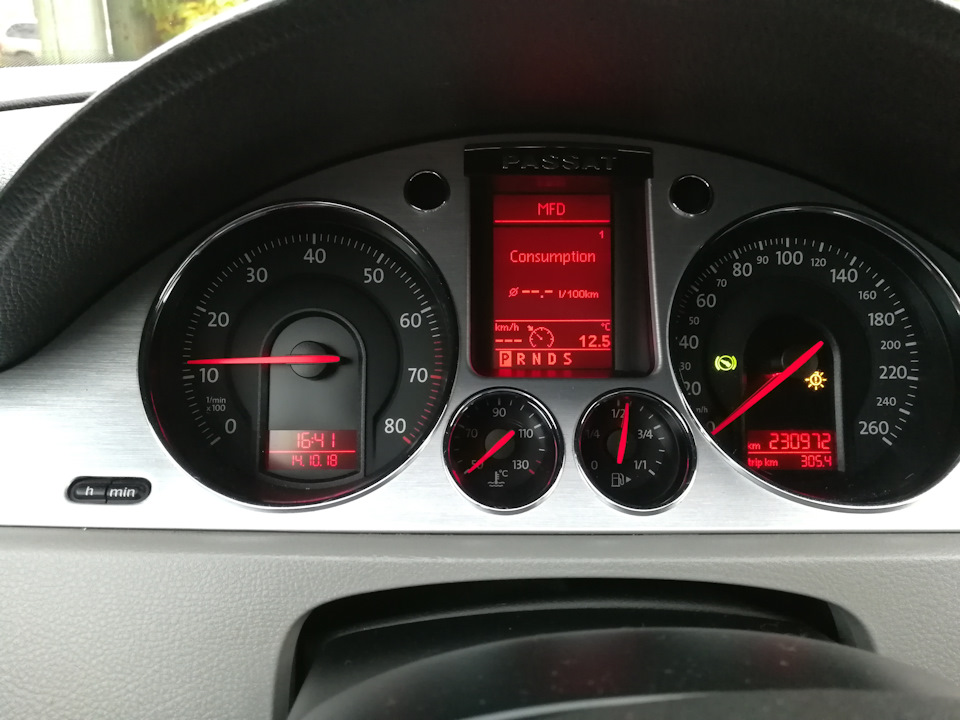 Значки на приборной панели пассат б6. Панель приборов пассат б6. Ошибки пассат б 6. Контрольные лампы панели приборов пассат б6. Passat afs.