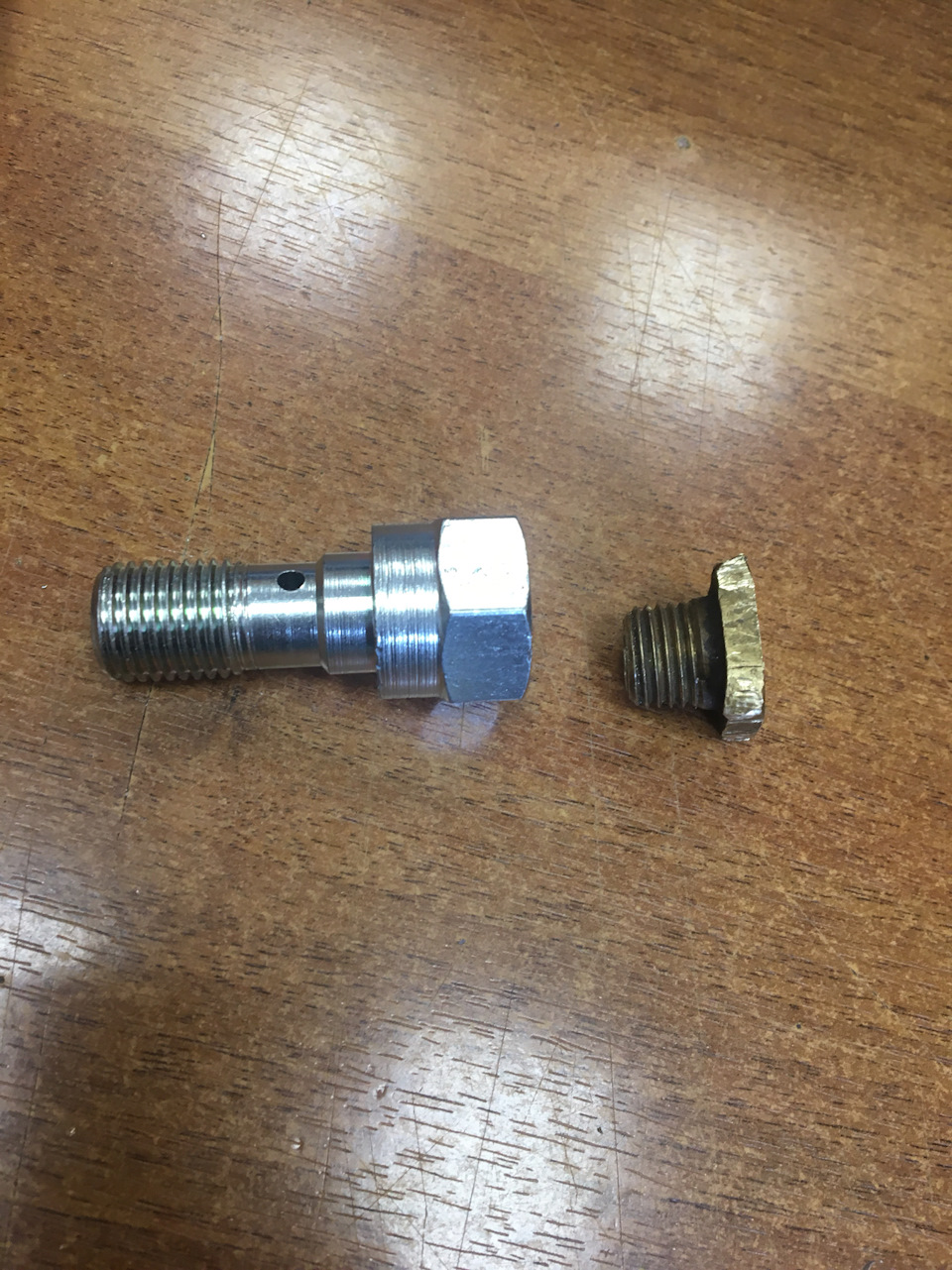 Шишка на колесе — Volvo S60 (1G), 2,4 л, 2007 года | шины | DRIVE2