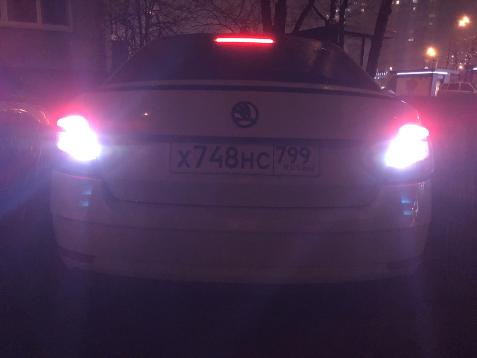 #48. Светодиоды Philips в задние фонари — Skoda Octavia A7 Mk3, 1,8 л ...