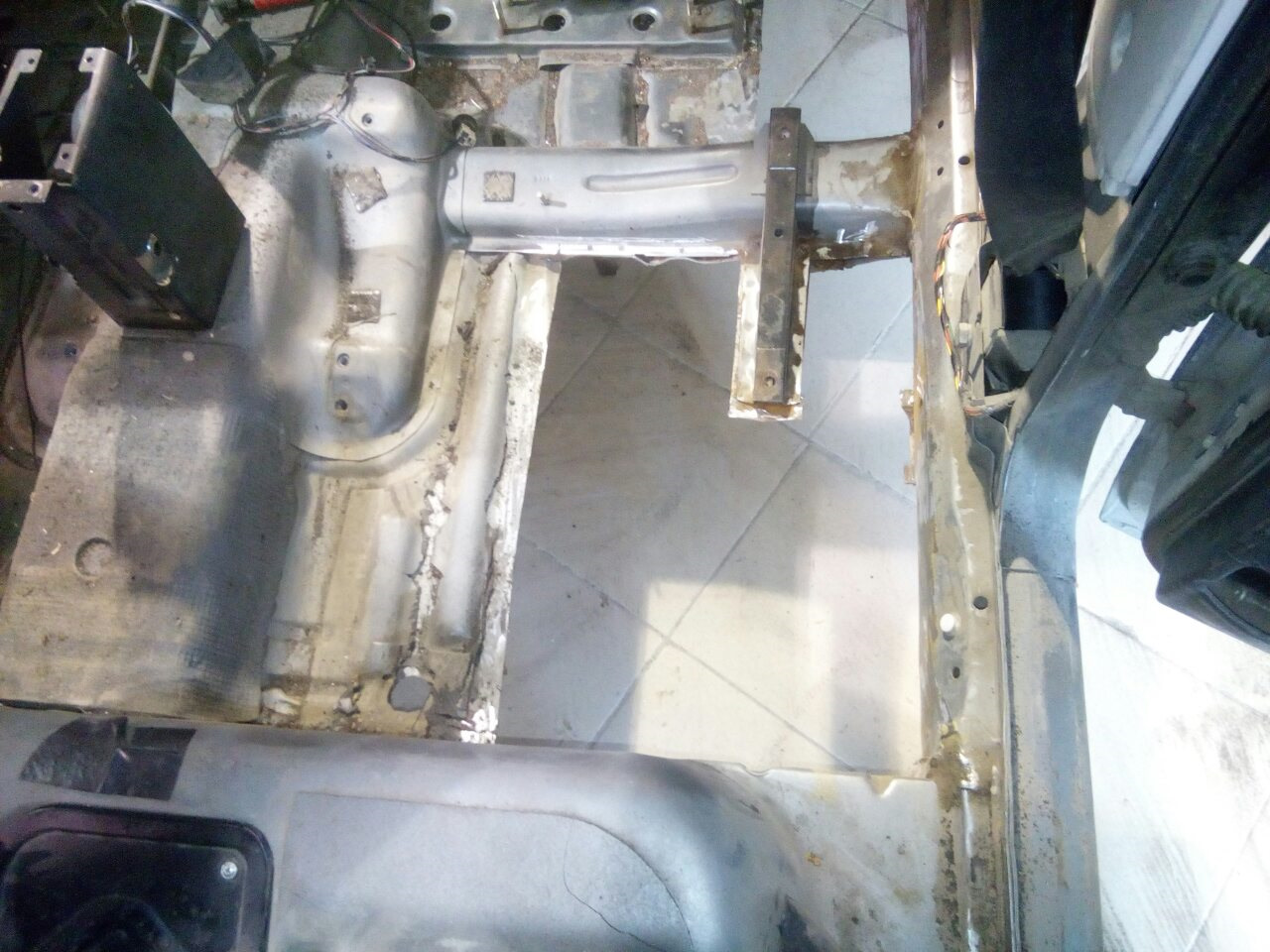 ремонт днище приоры