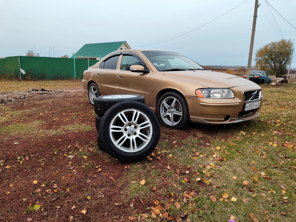 Сменил резину на зиму — Volvo S60 (1G), 2,4 л, 2007 года | шины | DRIVE2
