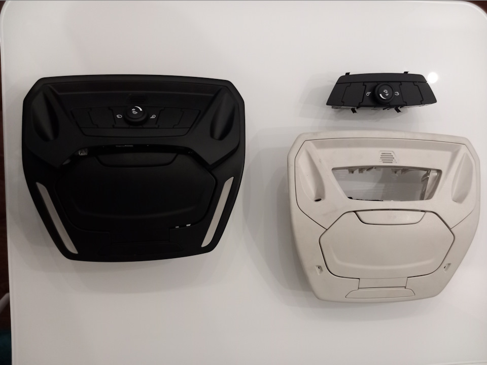 теперь у меня 2 черных блока под многоцветную подсветку — Ford Focus Hatchback III