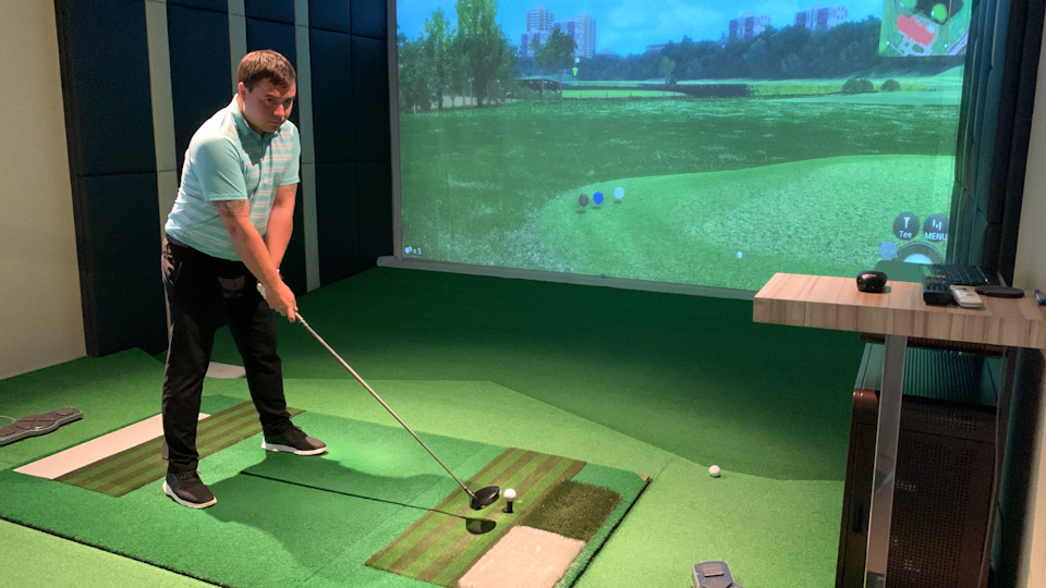 Вот так играем на полях) как компьютерная игра — Lexus LC 500