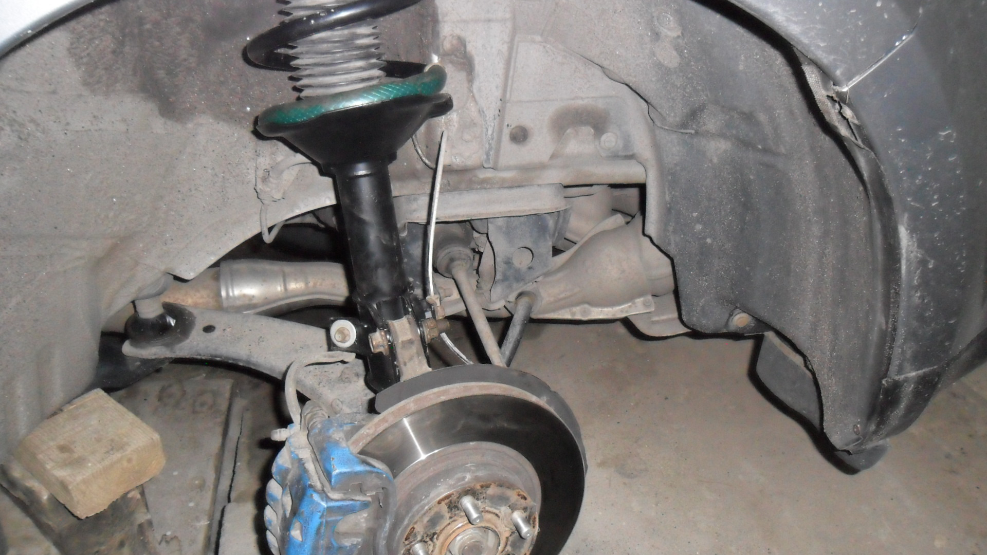 Замена передних стоек. — Subaru Forester (SH), 2 л, 2008 года ...