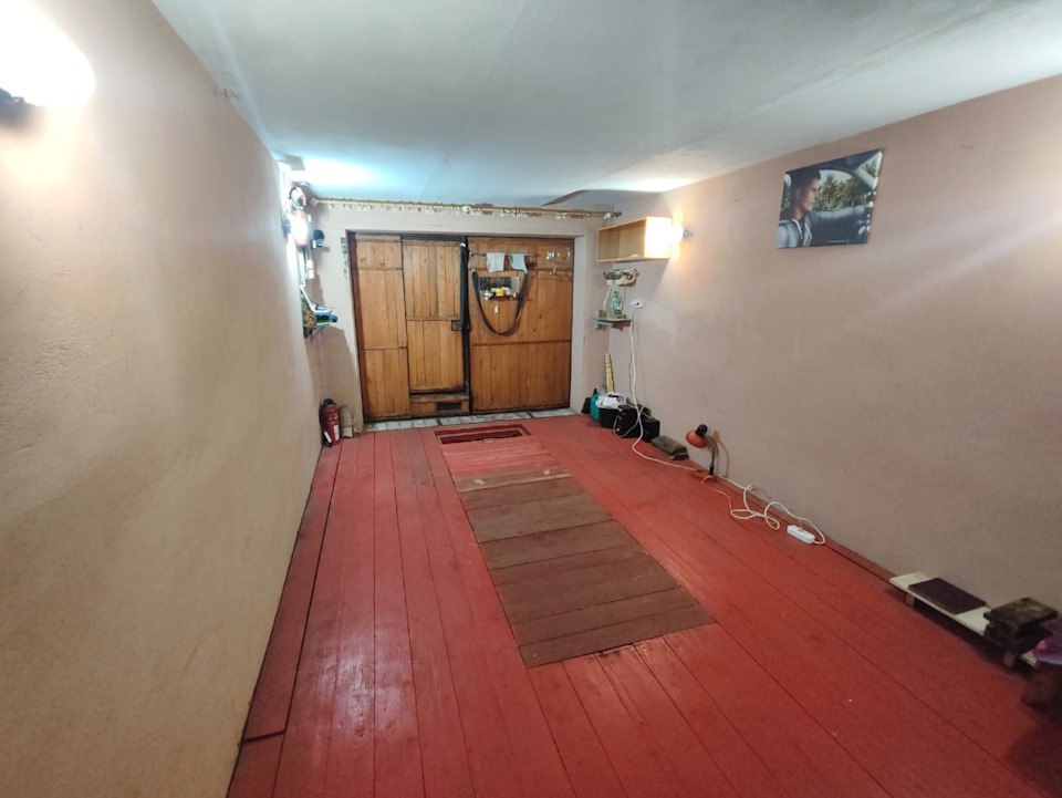 3 — BMW 5 series (E60)