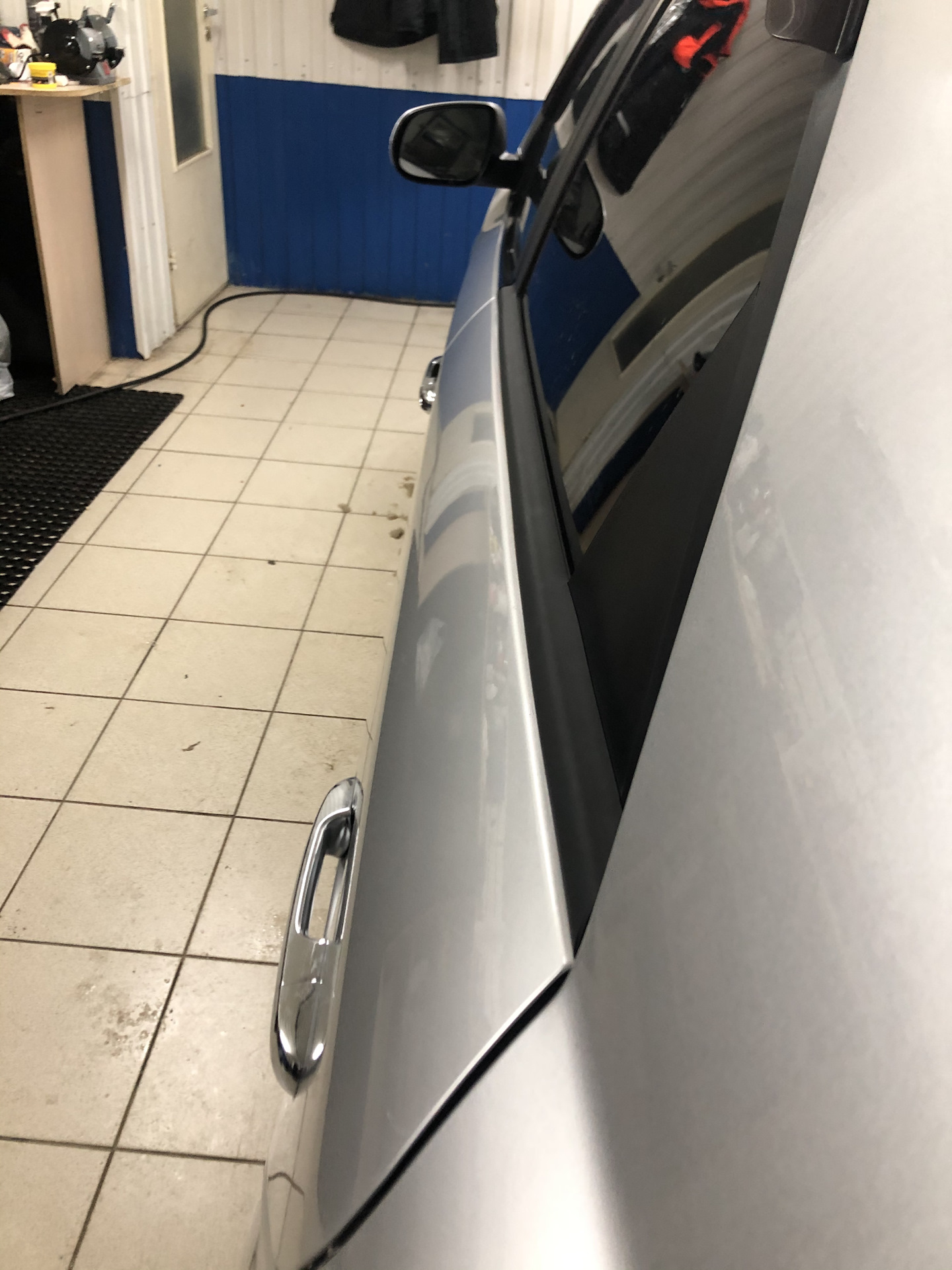 Замена наружных уплотнителей — KIA Cerato (2G), 1,6 л, 2011 года ...