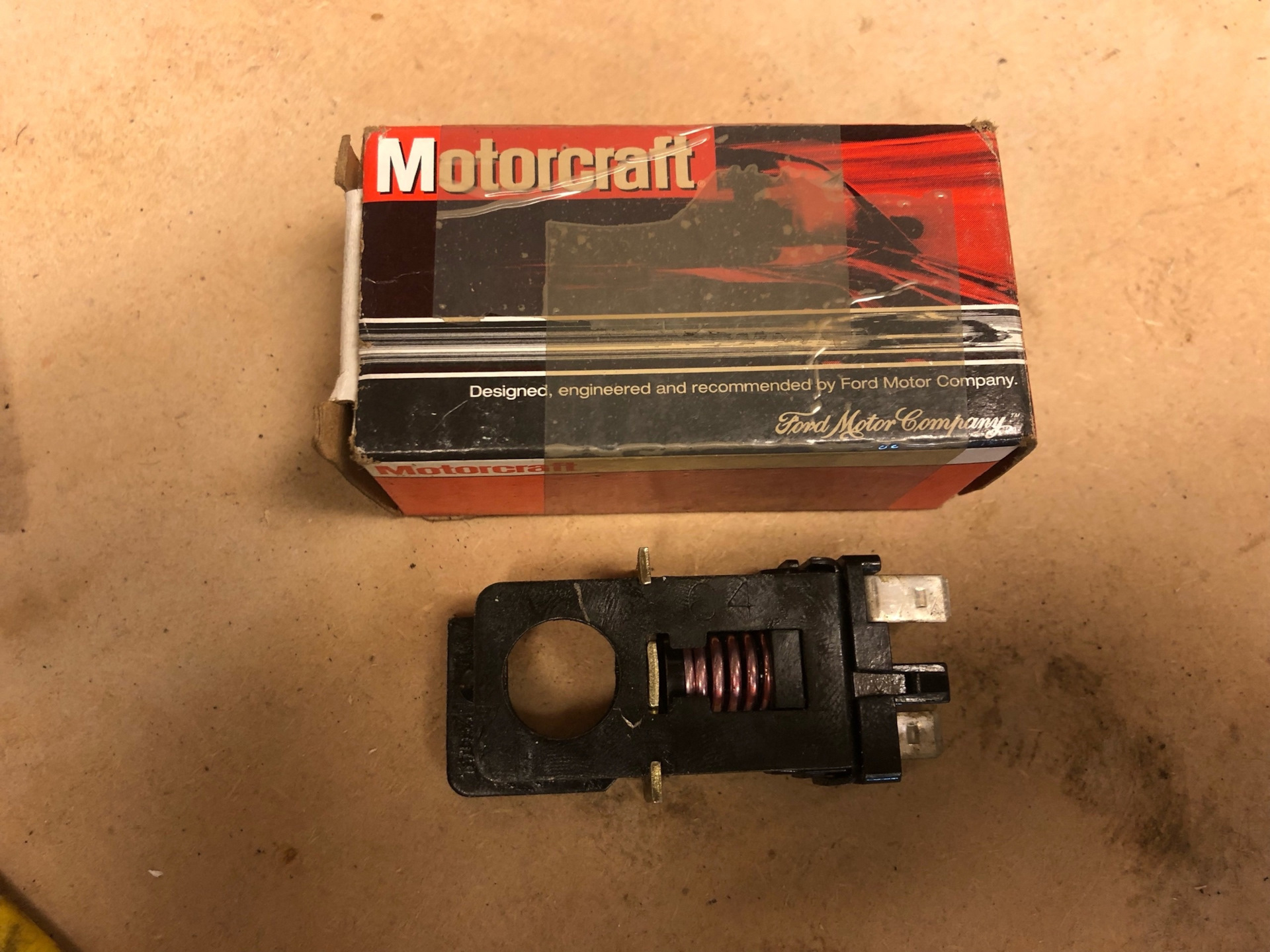 Замена лягушки на педали тормоза — Ford Bronco II, 4 л, 1987 года ...