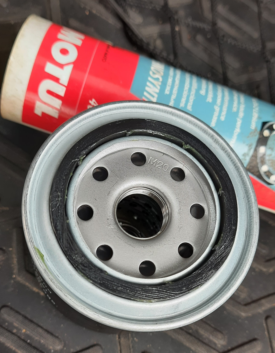 Motul tech grease 300 & Patron PF4076 — Nissan Murano II. Запчасти на фото: PF4076