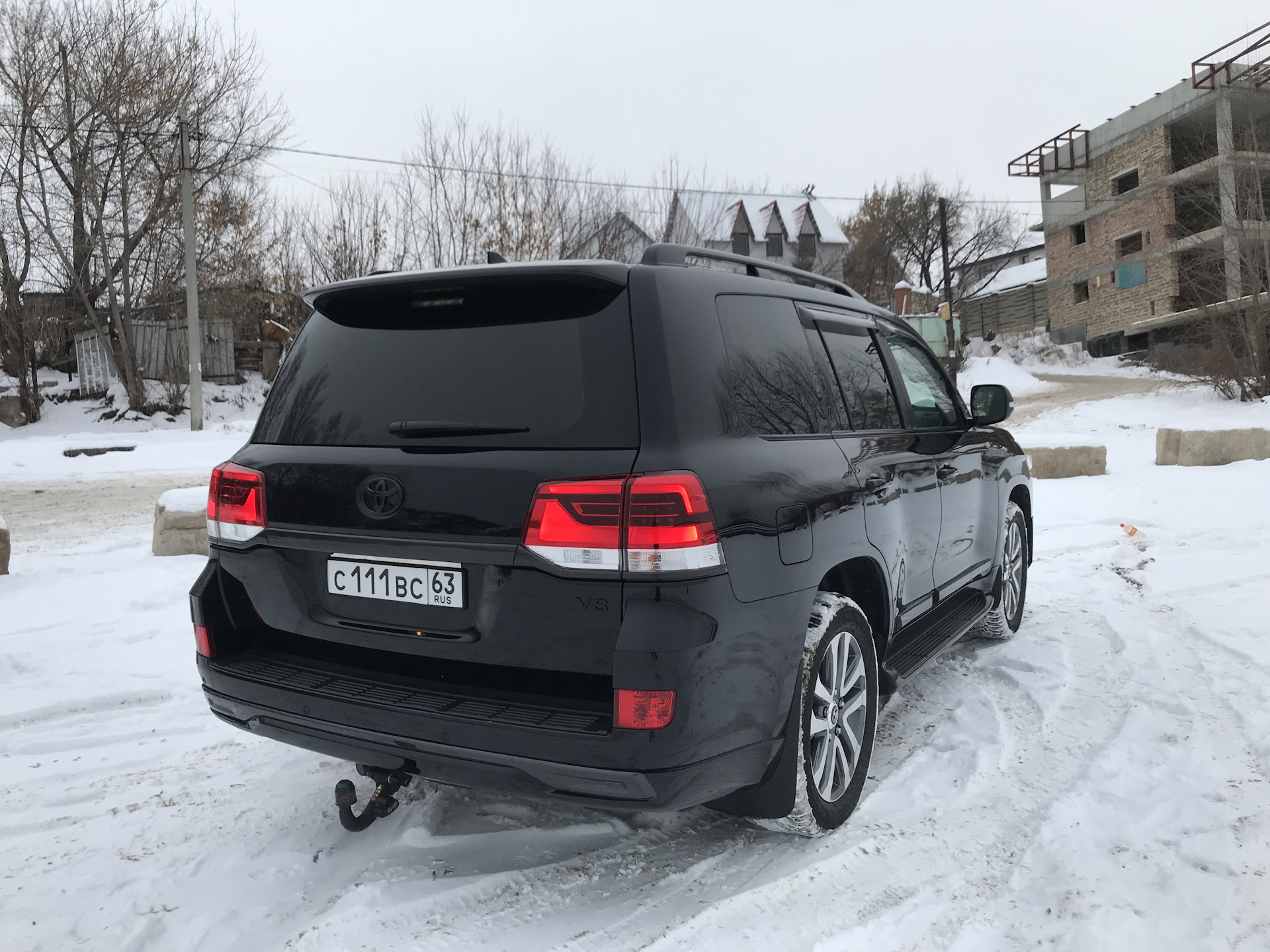 Toyota Land Cruiser 200 Бандитский