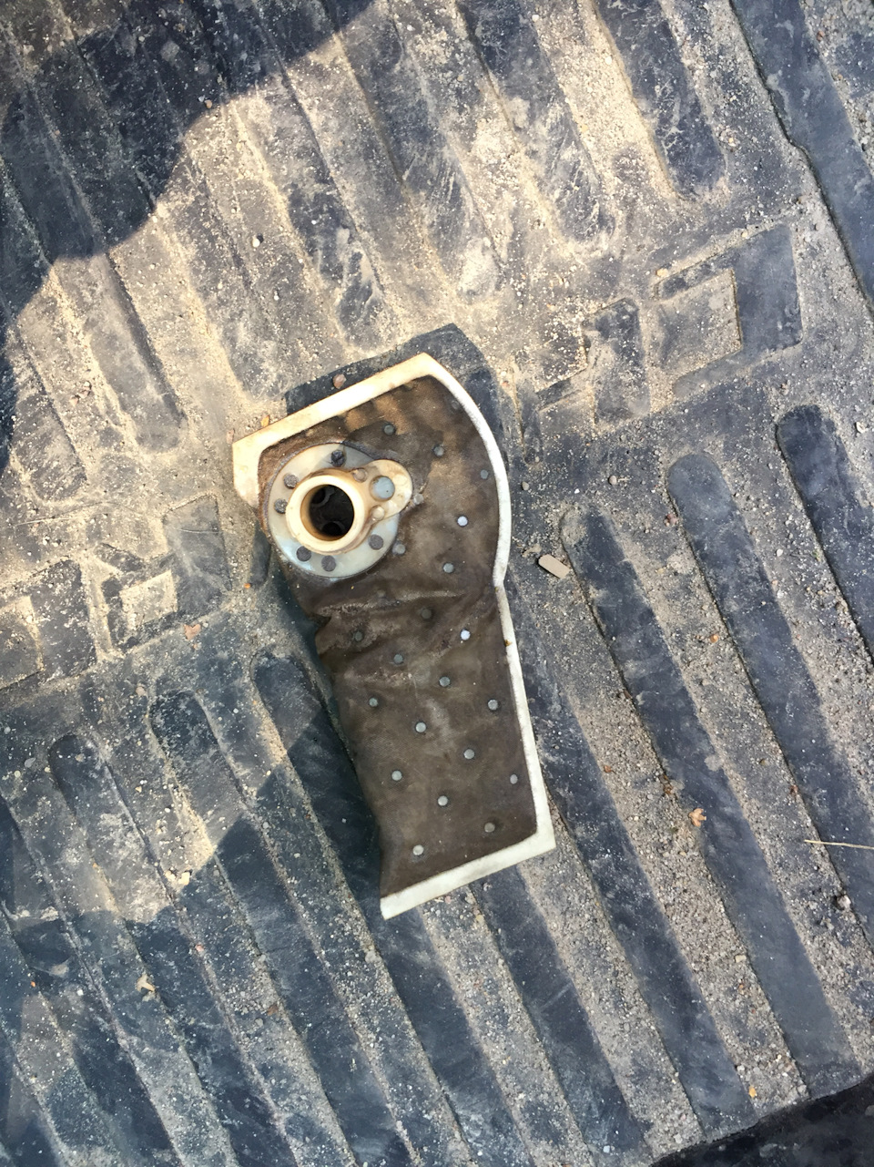 Сеточка бензонасоса — Chevrolet Lacetti Sedan, 1,6 л, 2007 года ...