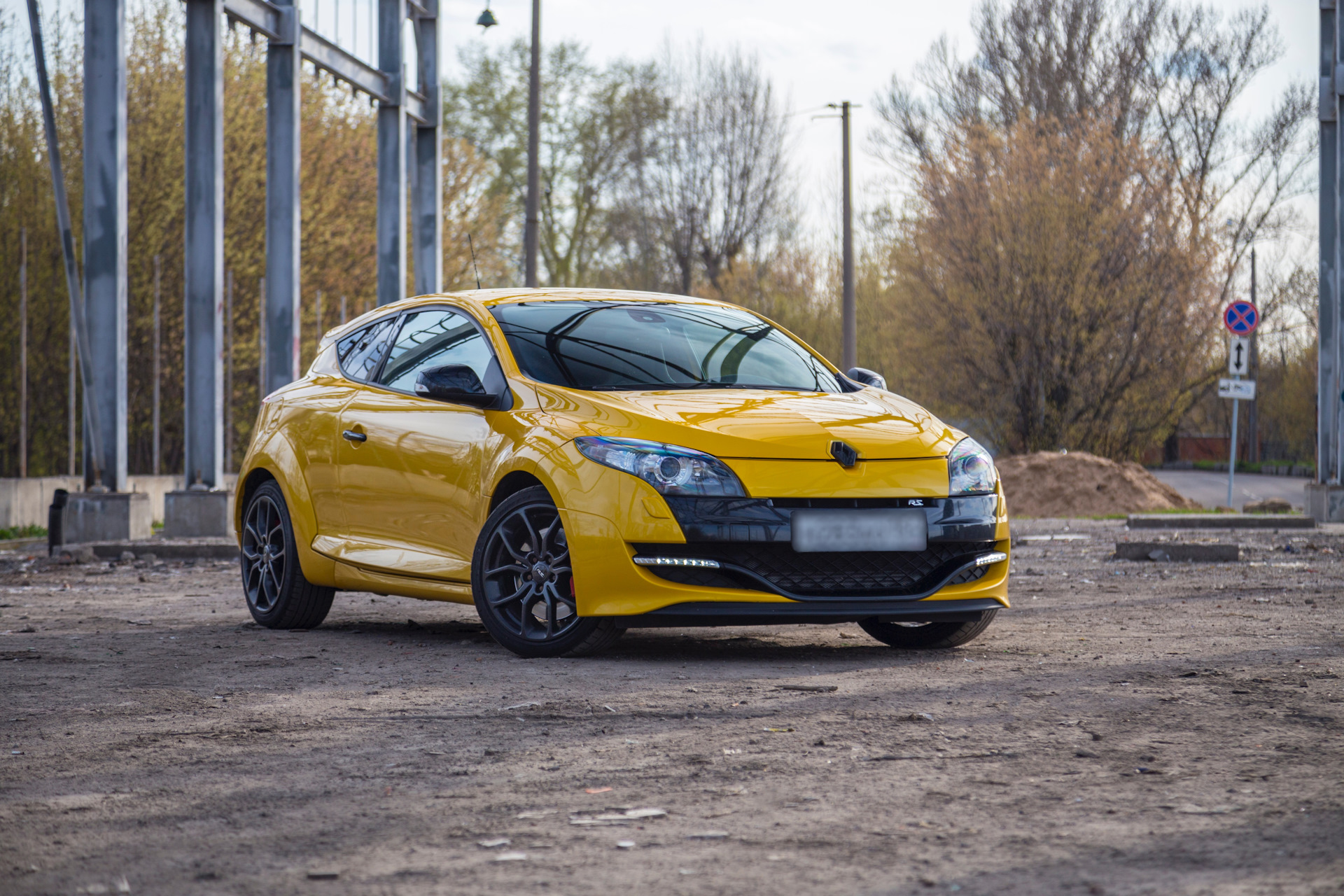 Renault megane rs. Renault Megane RS 2012. Renault Megane RS Cup. Reno Megane RS Cup. Megane RS Cup 2012.