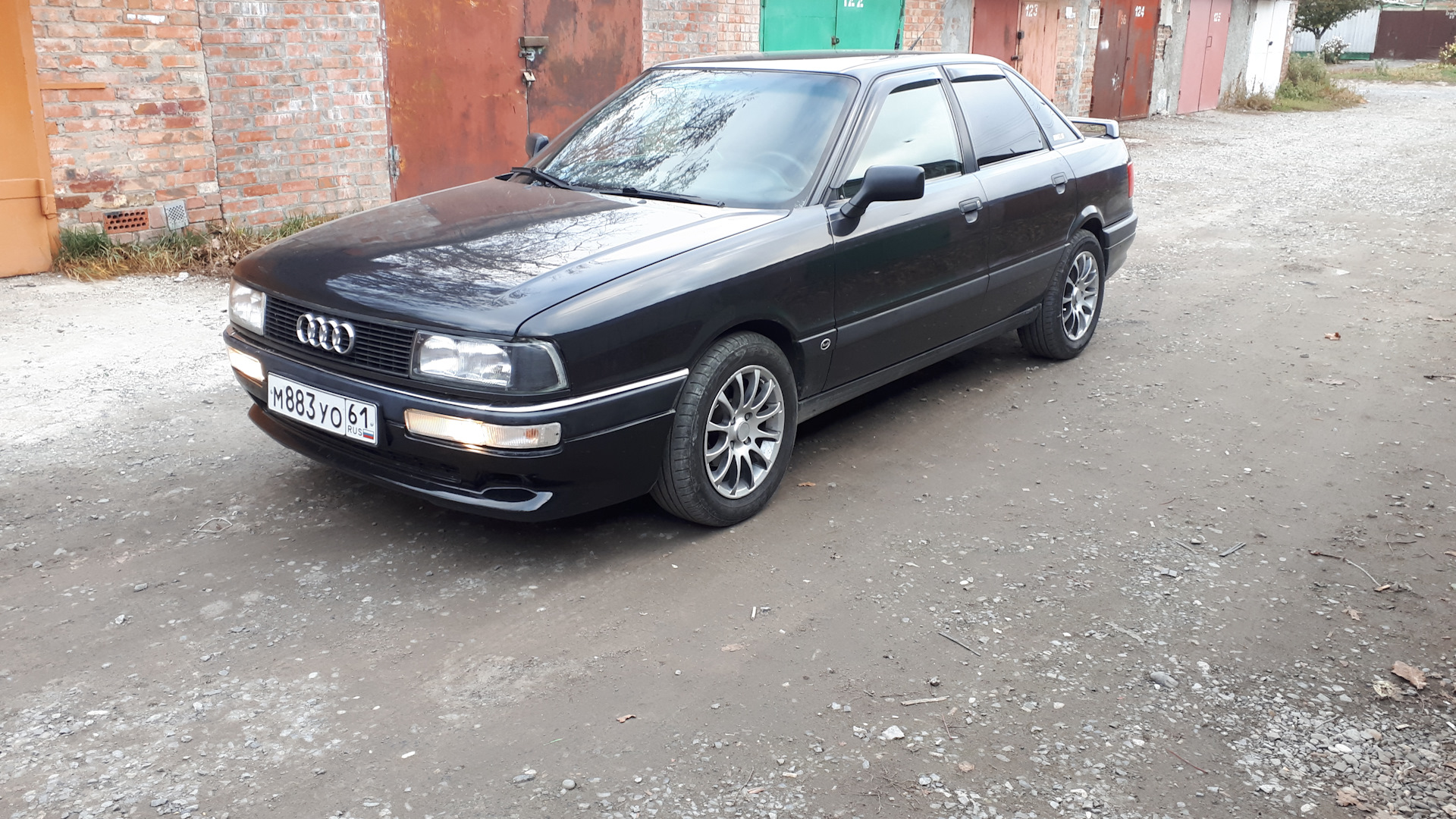 Audi 80 (B3) 1.6 бензиновый 1991 | Чёрная ЖеМчУжИнА на DRIVE2