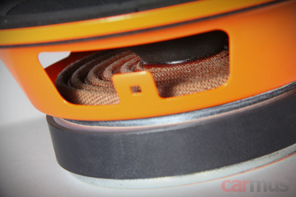Jbl 165 мм динамики в машину