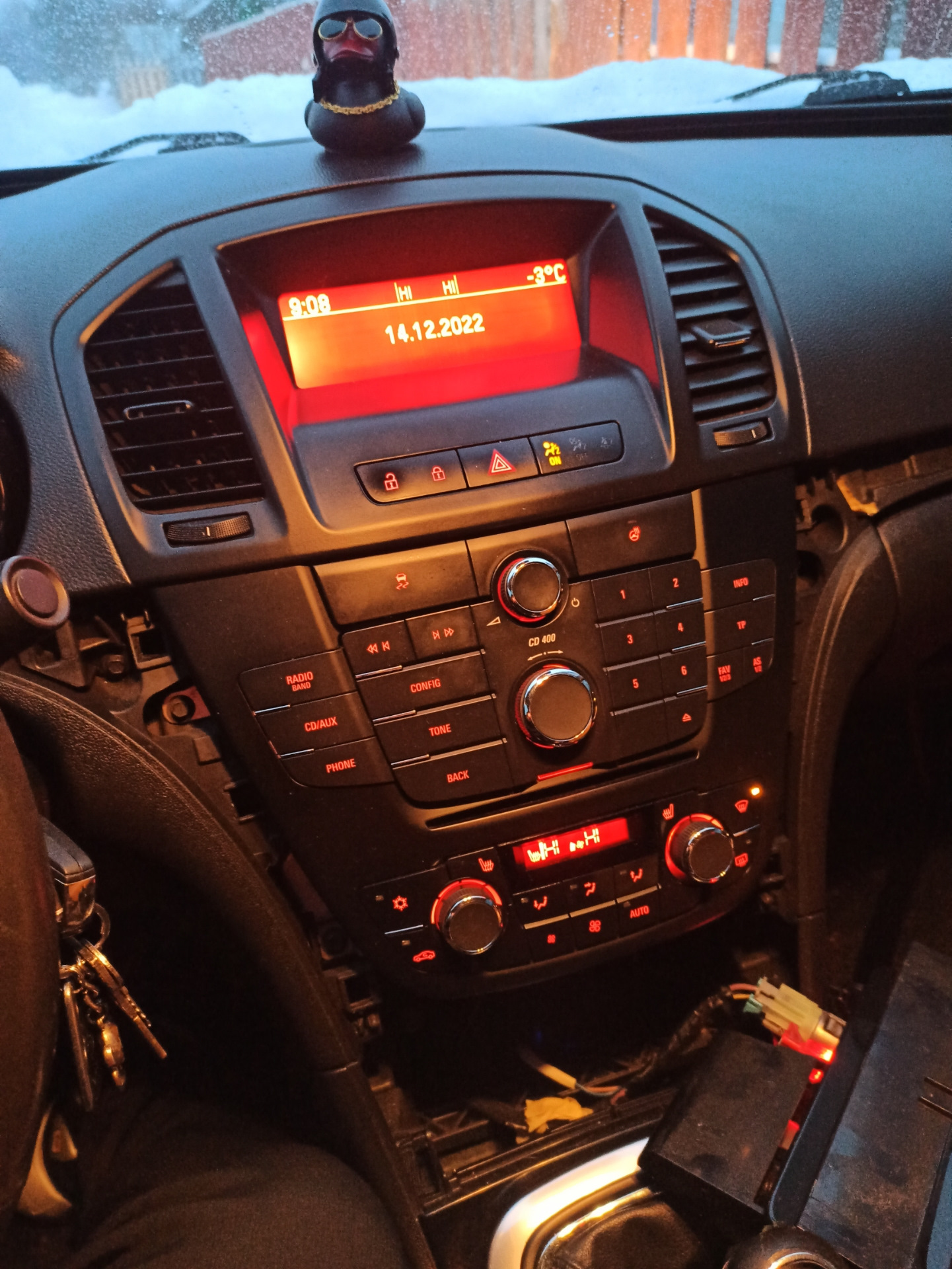 Планшет вместо штатной магнитолы — Opel Insignia (1G), 1,8 л, 2012 года ...