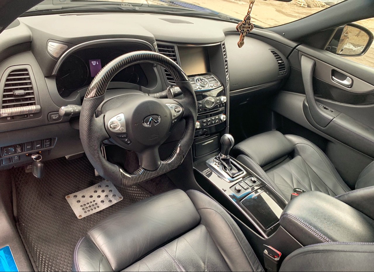 Руль Infiniti fx37