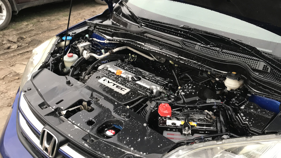 Замена масла в ДВС — Honda CR-V (RE), 2,4 л, 2012 года | плановое ТО ...