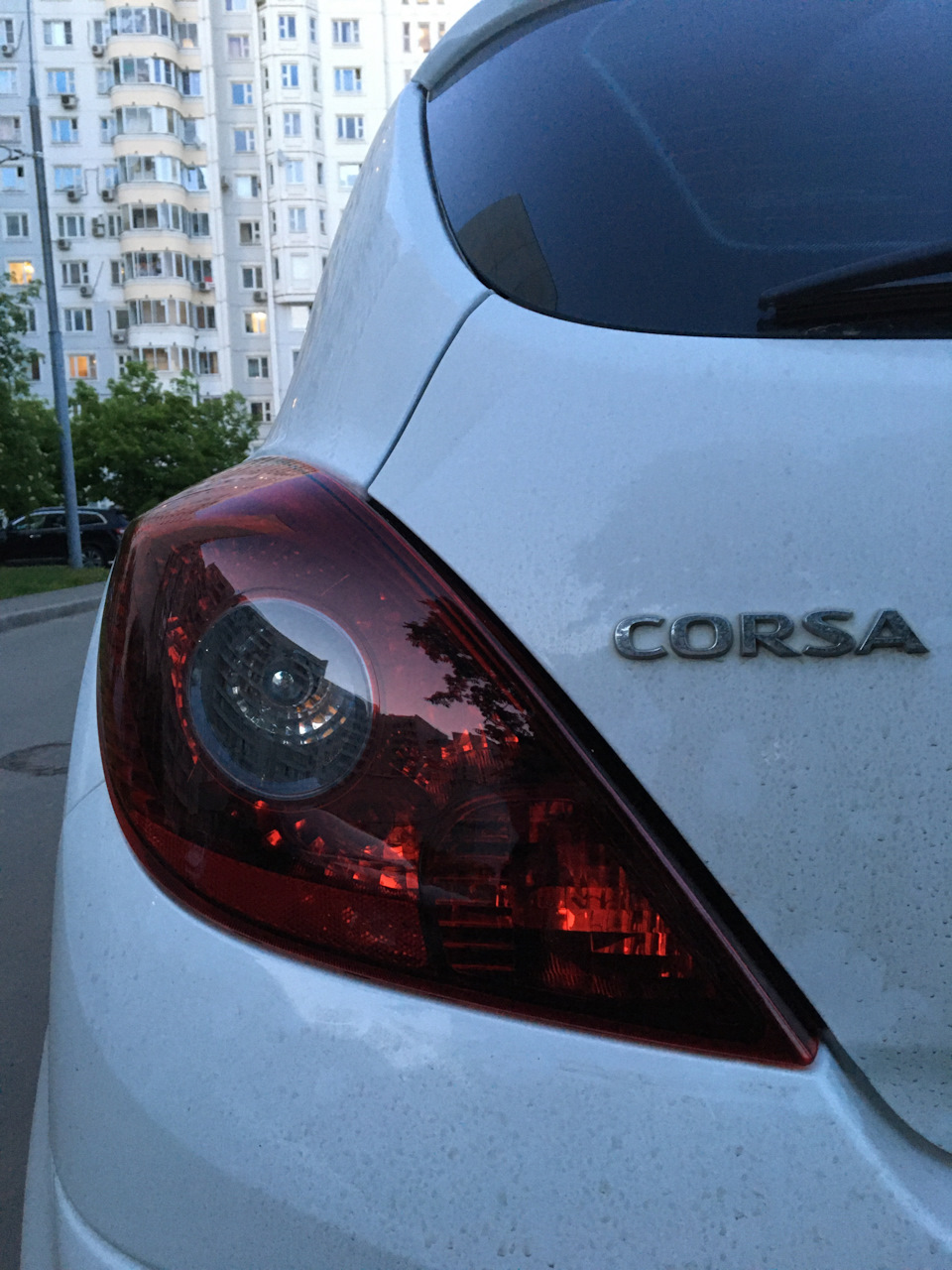 Фонари темные OPC — Opel Corsa D, 1,4 л, 2011 года | стайлинг | DRIVE2