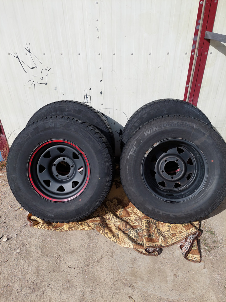 Шины зимние нешипованные Nexen 265/70 R16, штампованные диски ОRW 8Jx16 ...