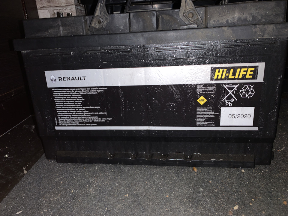 Сел аккумулятор — Renault Grand Scenic III, 1,5 л, 2013 года | поломка ...