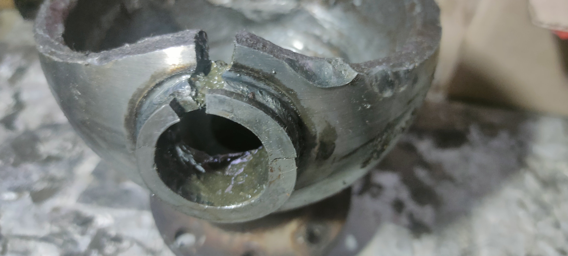 Как взрывается граната или поговорим про ШРУС — УАЗ 3159, 2,7 л, 2003 ...