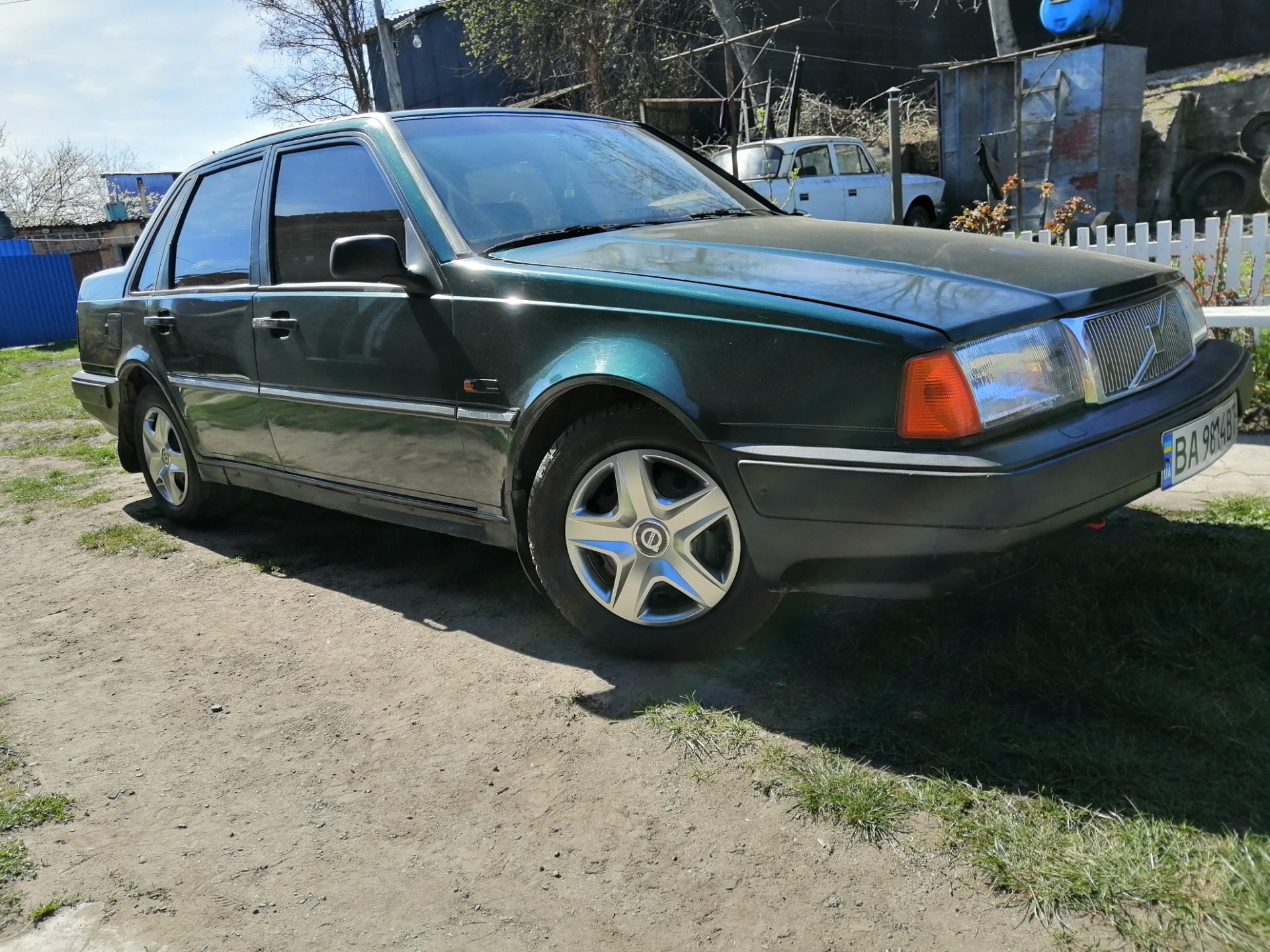 Вольво 460. Volvo 460 gl. Вольво 460 gl 1993. Вольво 460 зеленая. Volvo 460gl 1993.