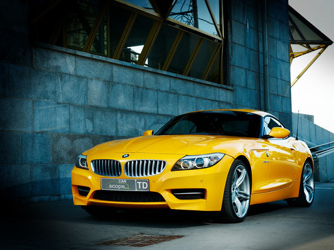 BMW z4 3 0 Р¶С‘Р»С‚С‹Р№