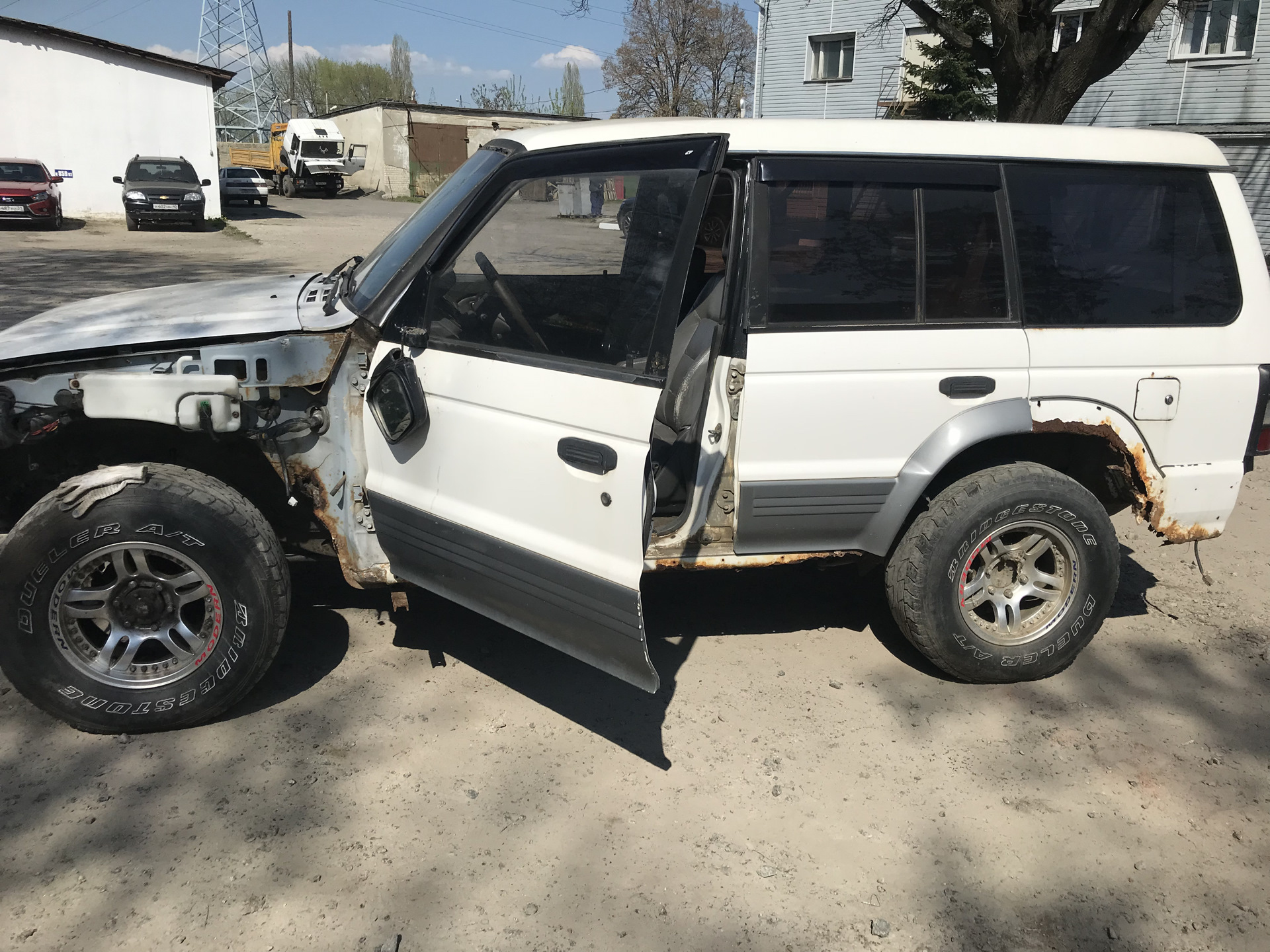 Разбираю паджеро 2. Mitsubishi Pajero (2g) '91-97. Паджеро 1988. Митсубиси Паджеро-4 еа разбо. Разбор Паджеро 2 Рестайлинг.