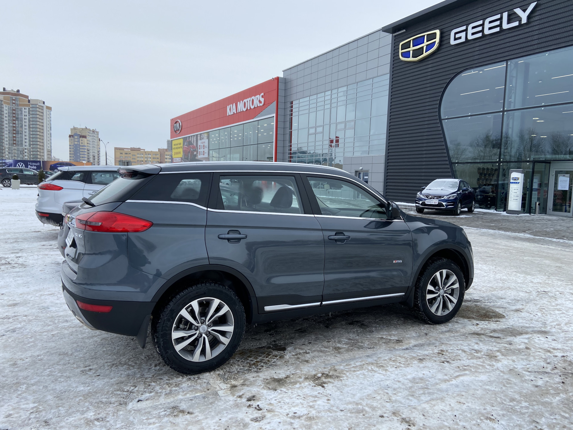 Geely atlas минусы. Geely Atlas 2020. Geely Atlas серый. Geely Atlas тонированный. Джили атлас базальтово серый.