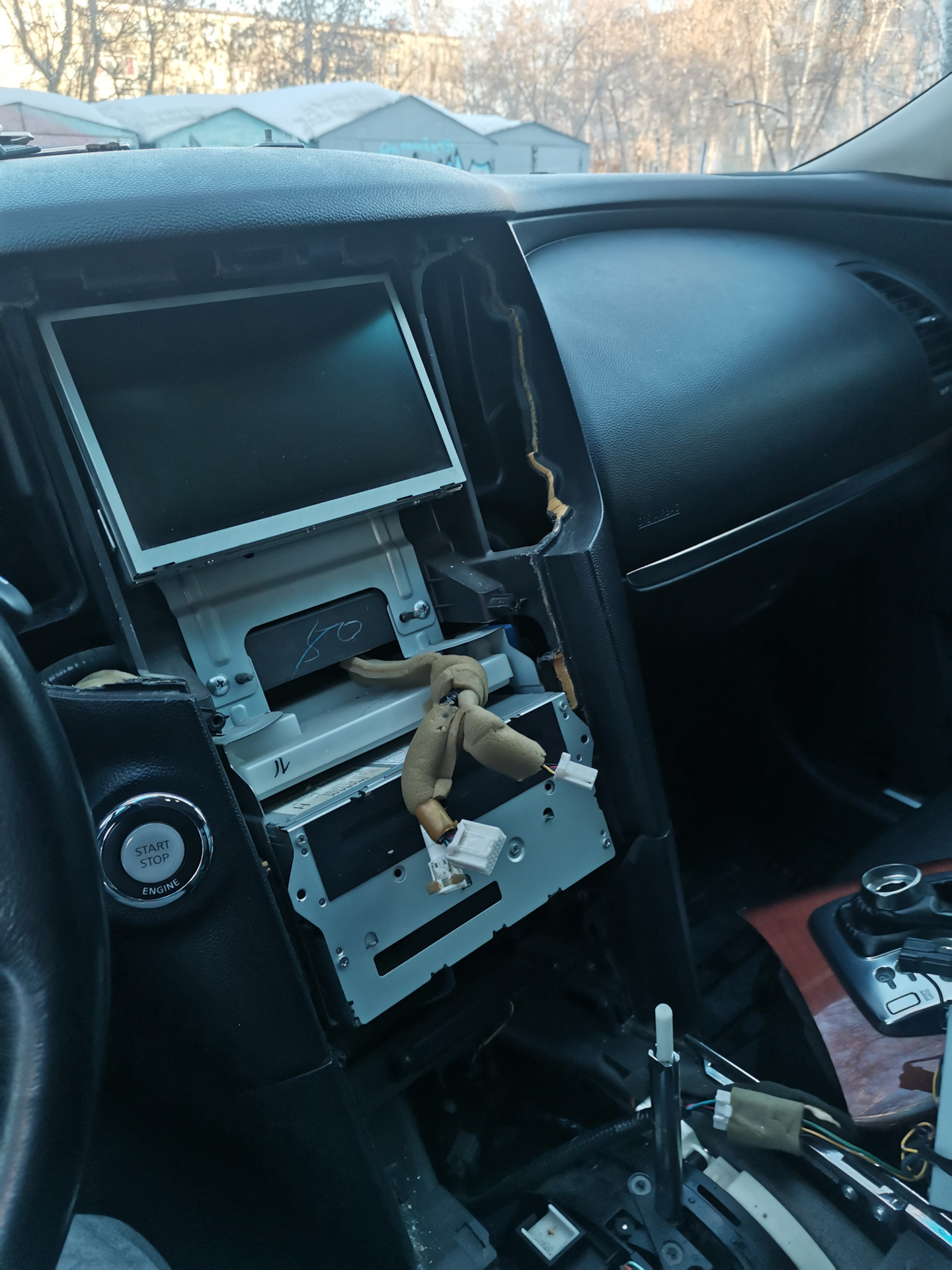 #31 Сказ о том как потерять cd-чейнджер — Infiniti FX (2G), 5 л, 2009 ...