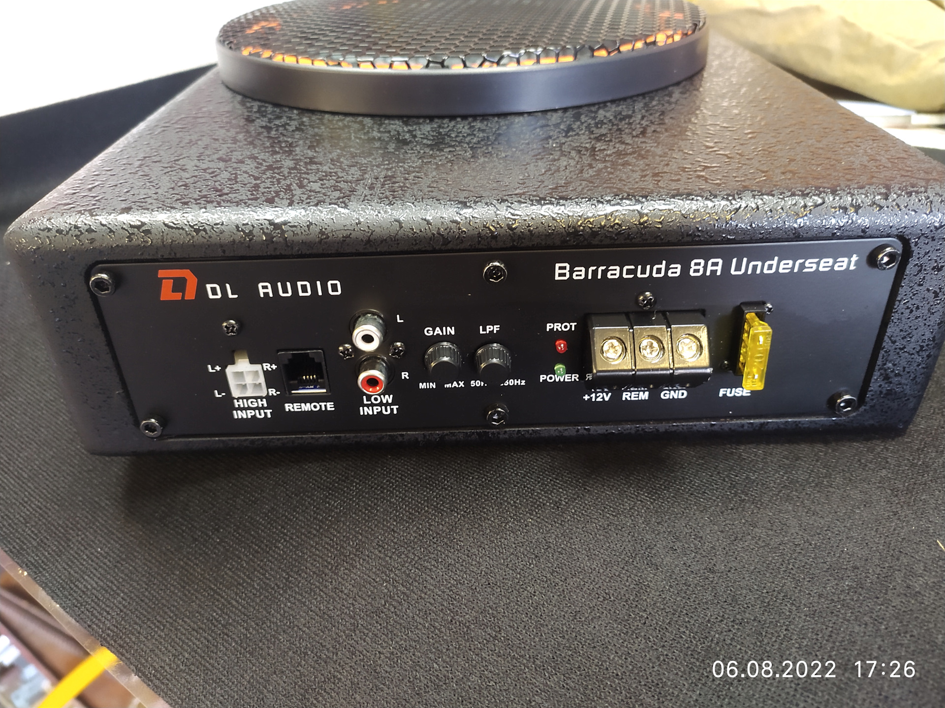 Dl barracuda 8 flat. DL Audio Barracuda 8a. Сабвуфер DL Barracuda 10”. Активный сабвуфер DL Audio Barracuda 8a Underseat. DJ Audio Barracuda 8.
