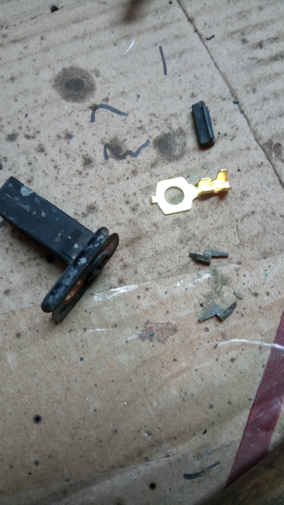 Концевики капота — УАЗ Patriot, 2,7 л, 2013 года | поломка | DRIVE2