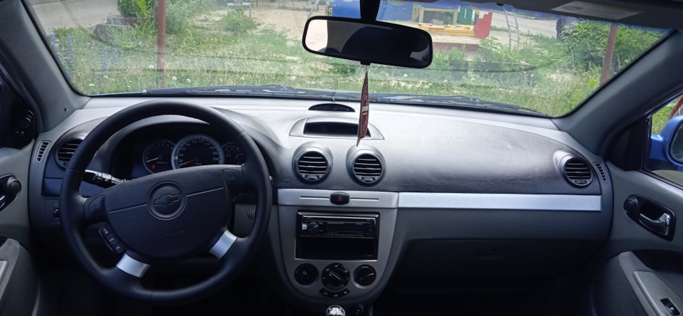 Пленка шлифованный алюминий — Chevrolet Lacetti 5D, 1,4 л, 2007 года ...