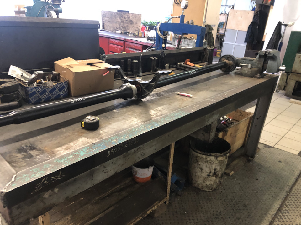 пациент на столе) делают чуть длиннее — Skoda Superb Mk2