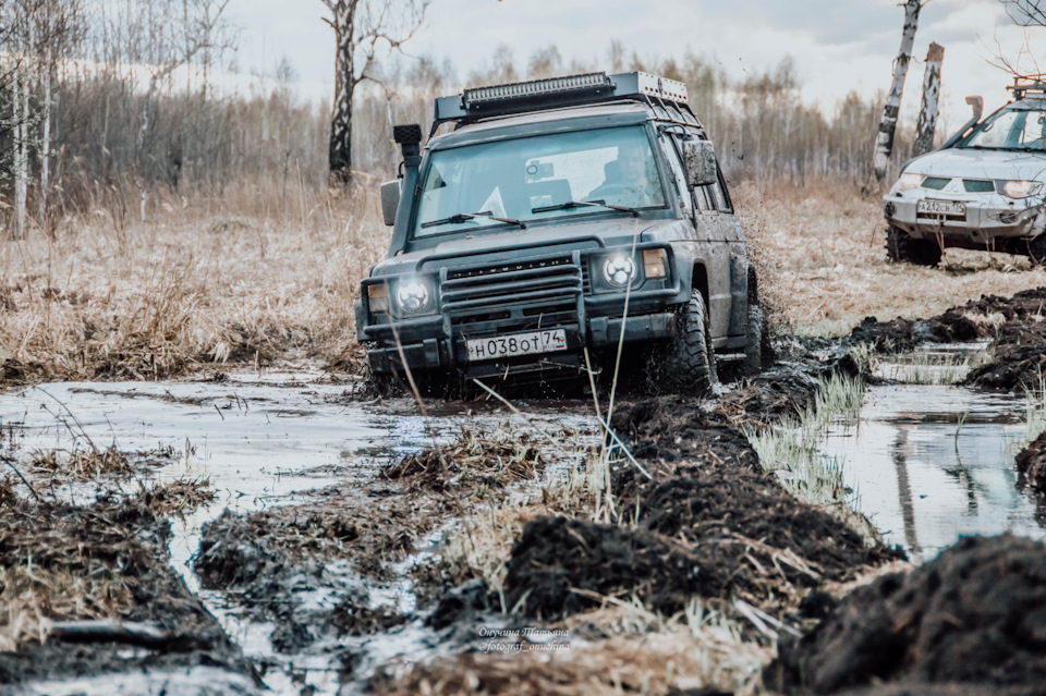 Фото в бортжурнале Mitsubishi Pajero (1G). Запчасти на фото: 4210820