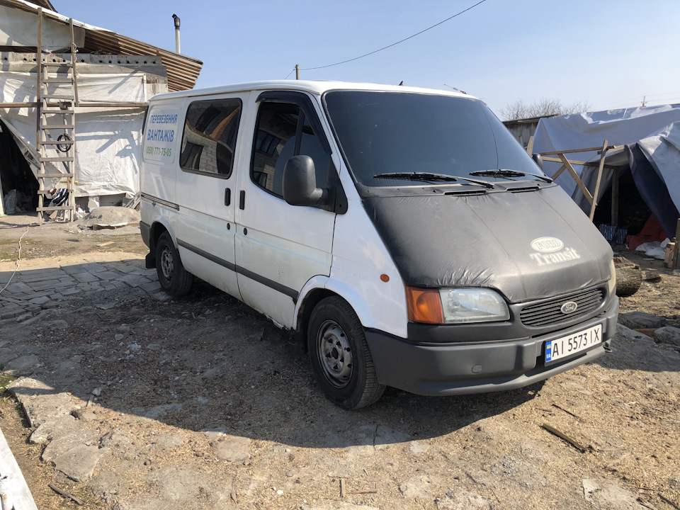 Форд транзит 2.5. Форд Транзит тонированный. Тонировка Ford Transit. Форд Транзит затонированная. Тонирование Ford Transit.