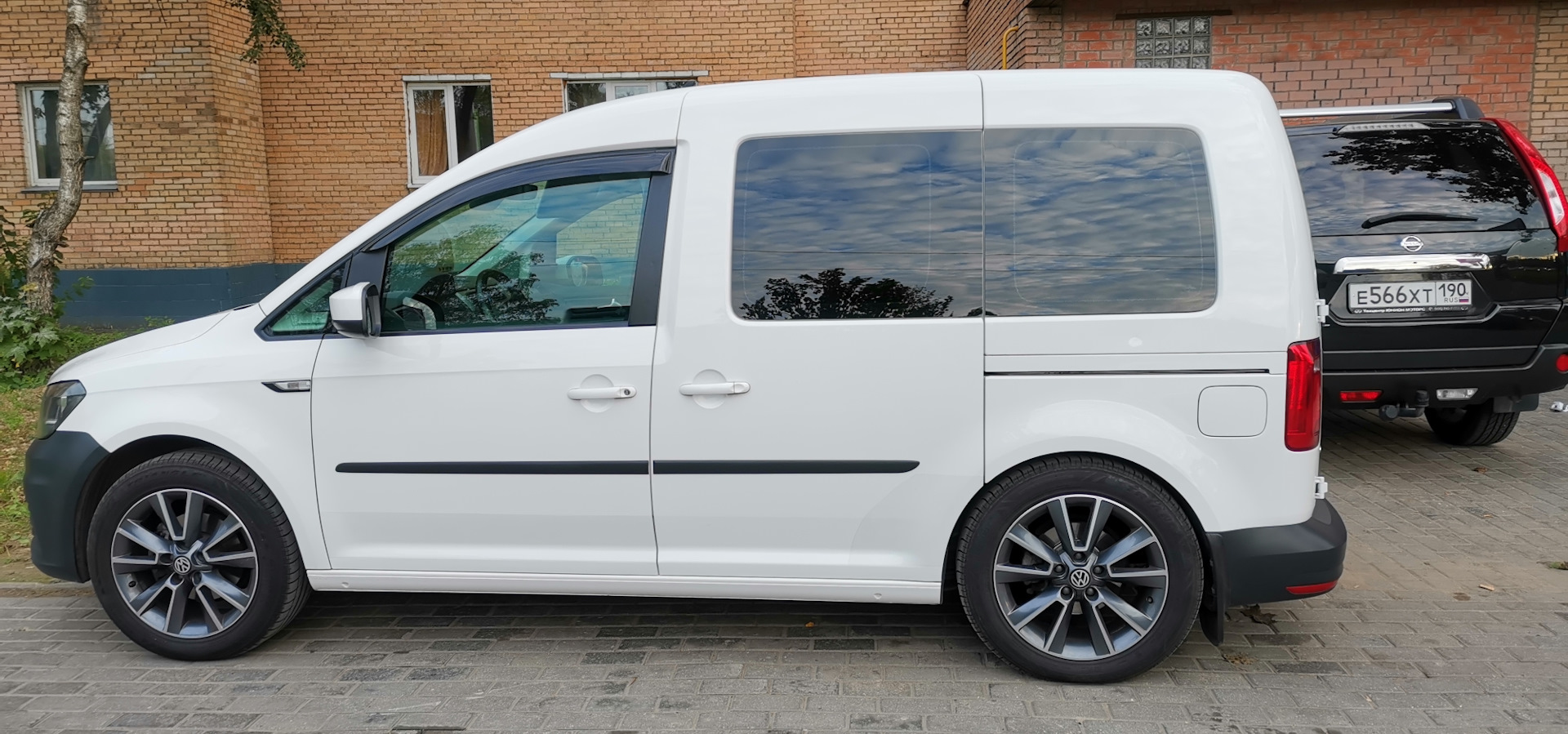 Volkswagen caddy авито