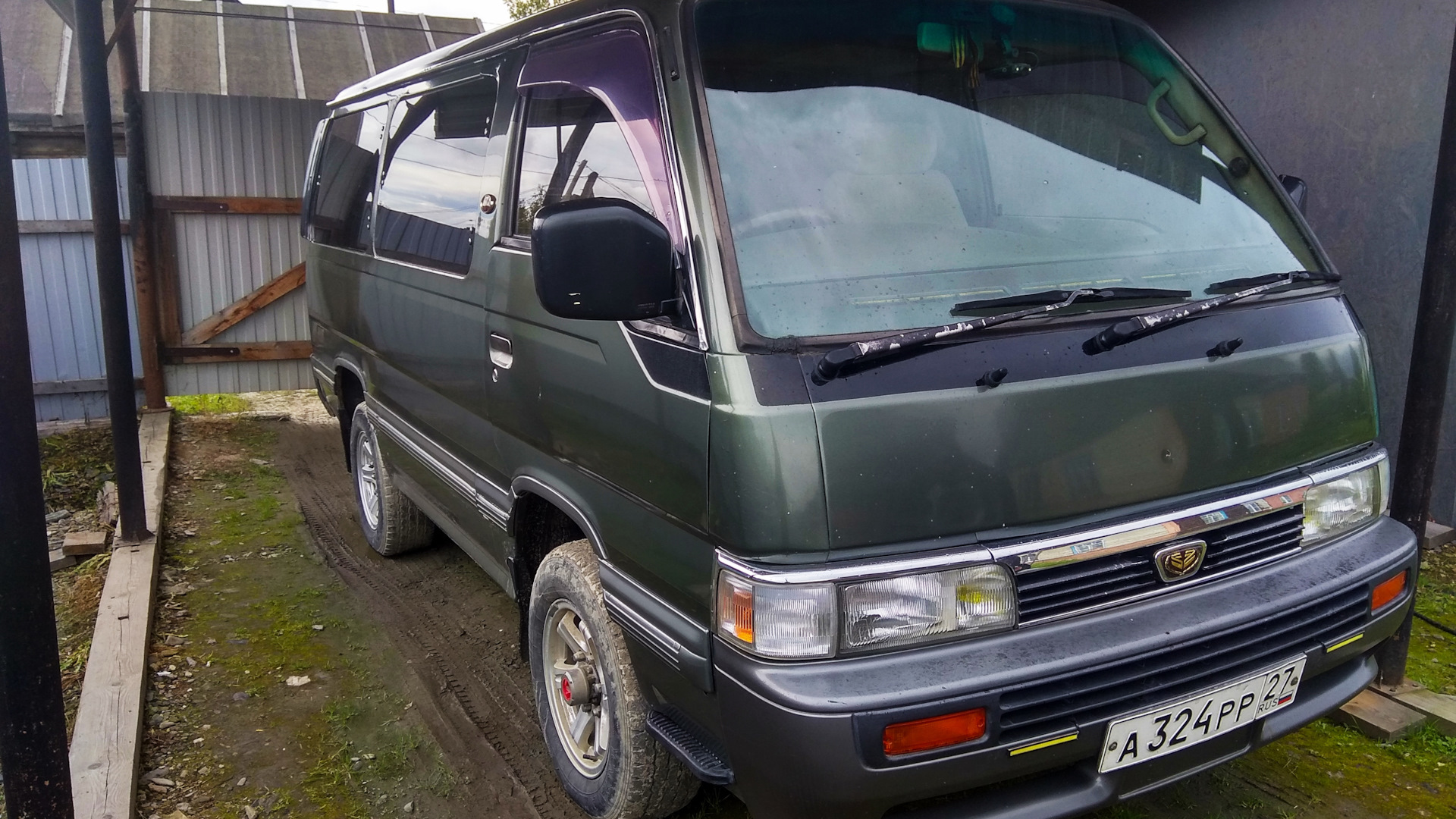 Toyota best sale caravan van