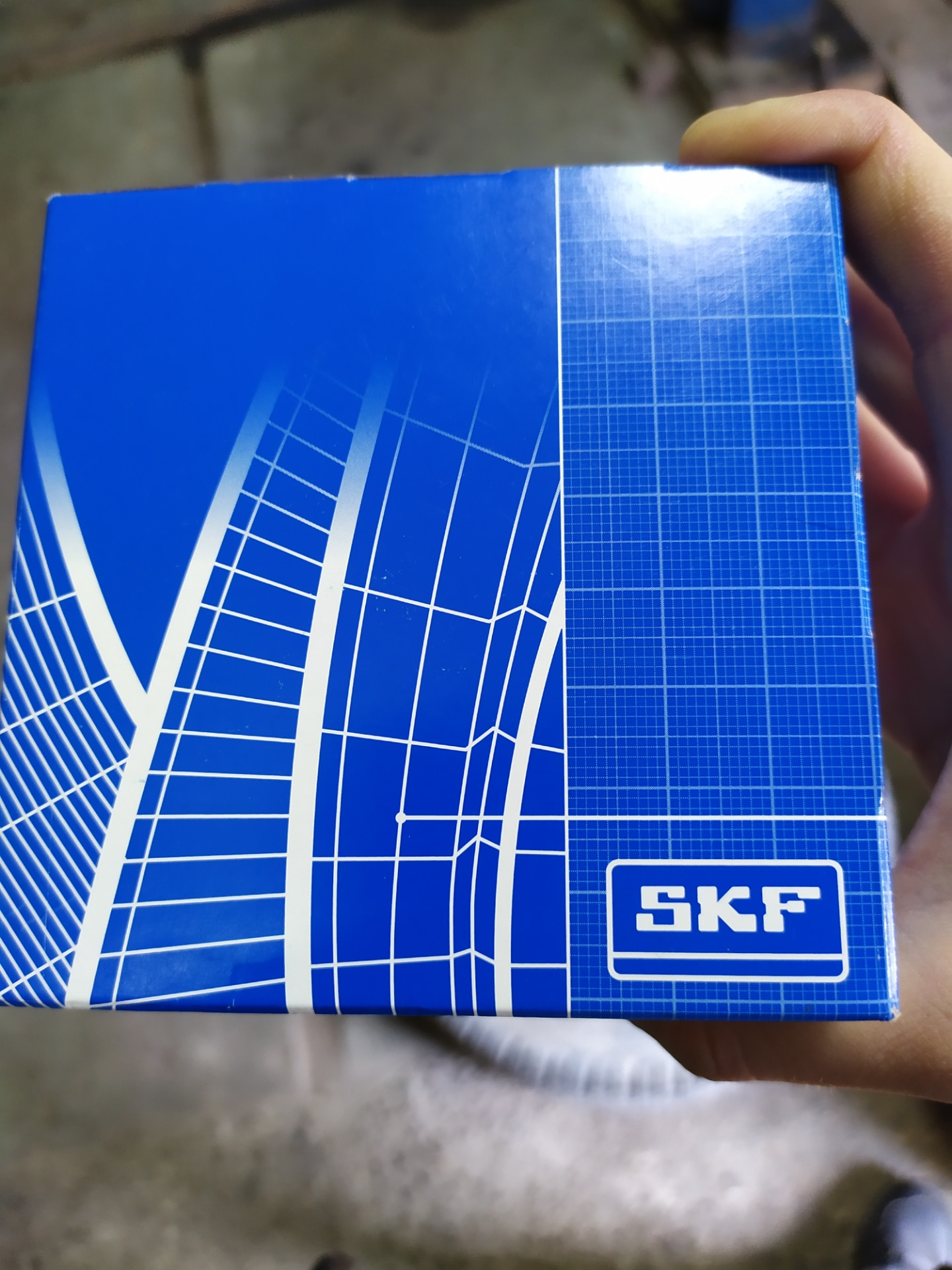 Замена задних тормозных колодок — Ford Fusion, 1,6 л, 2008 года ...